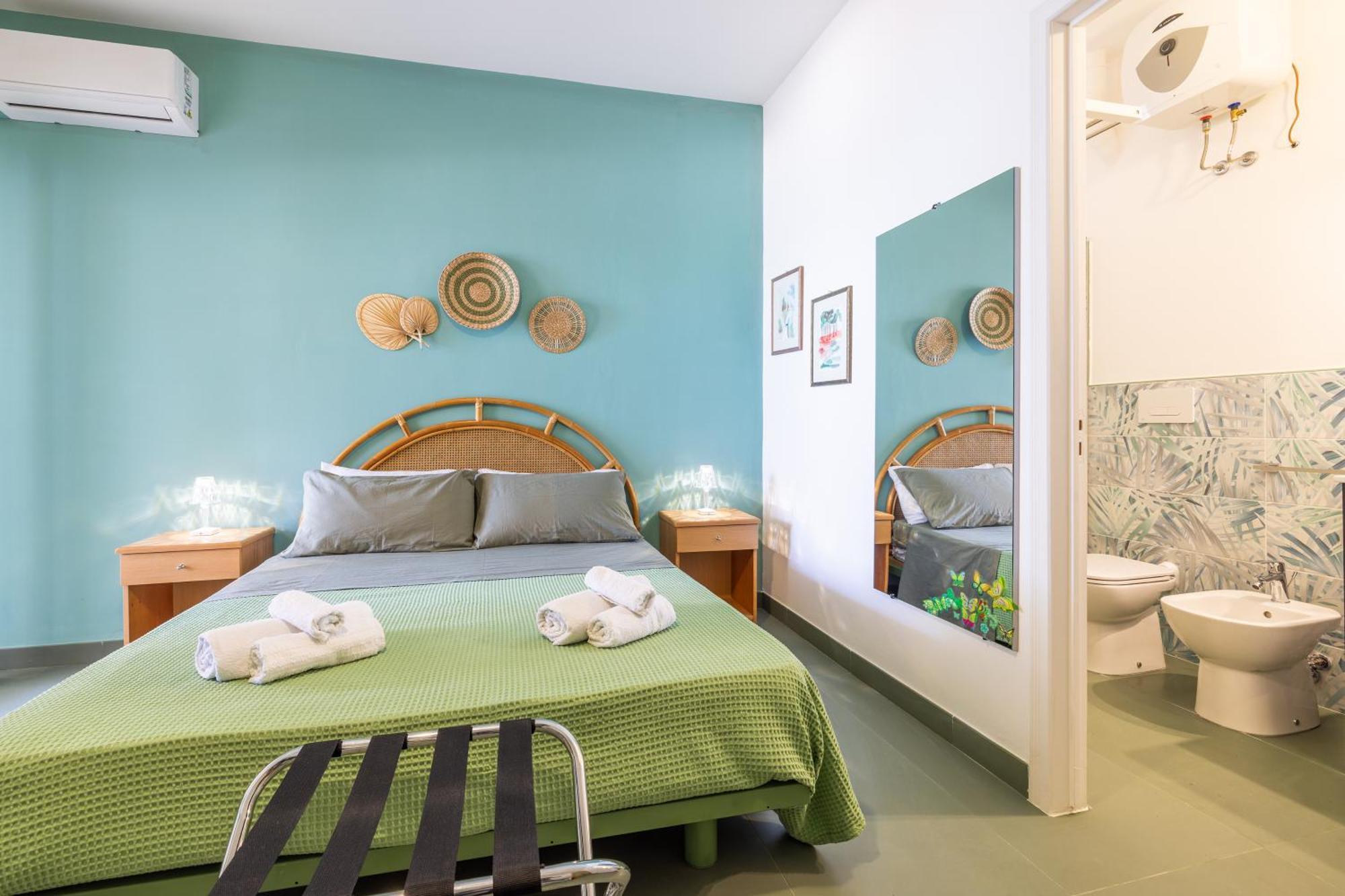 Luxury Suites & Apartment Con Accesso Alla Spiaggia E Parcheggio Privato - Vista Mare Lido Conchiglia Zimmer foto