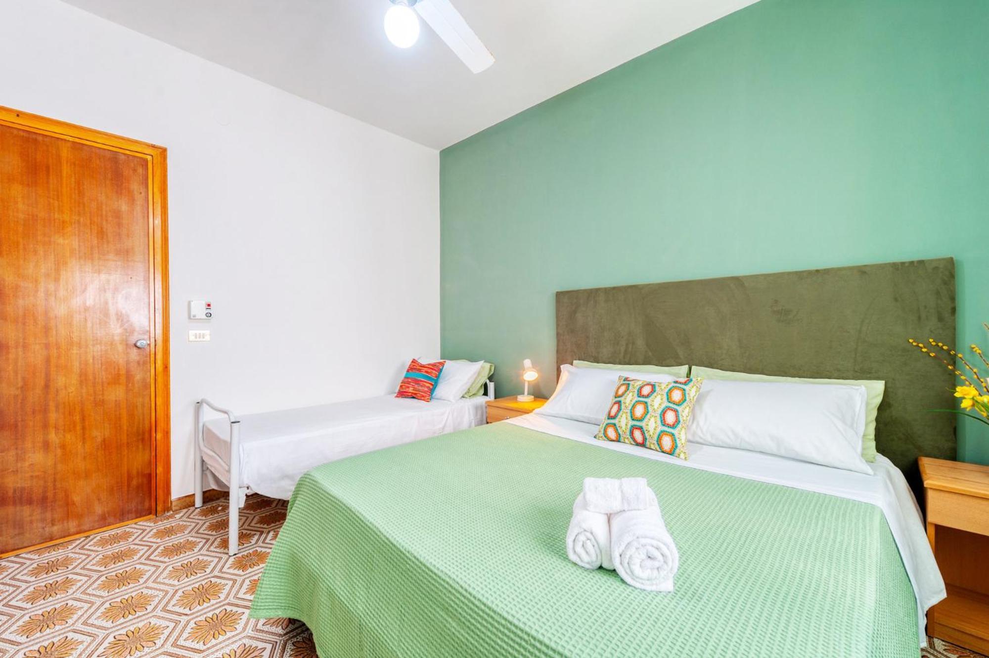Luxury Suites & Apartment Con Accesso Alla Spiaggia E Parcheggio Privato - Vista Mare Lido Conchiglia Zimmer foto
